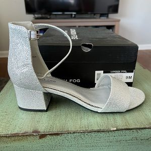London Fog Nikki Silver Glitter Shoe— Brand New
